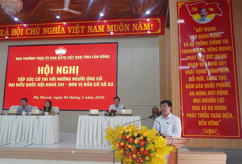 Đồng chí Bí thư tỉnh uỷ Lâm Đồng trình bày chương trình hành động