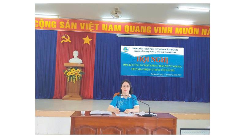 Chủ trì hội nghị