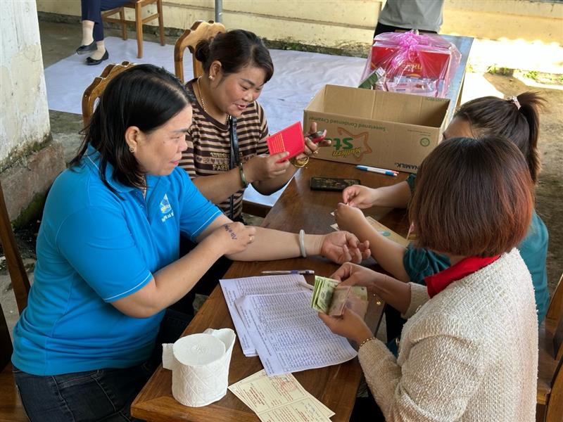 Công tác tiếp nhận thông tin, kiểm tra điều kiện sức khỏe ban đầu cho người hiến máu được thực hiện cẩn trọng