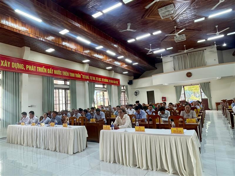 Đại biểu tham dự kỳ họp Đại biểu tham dự kỳ họp