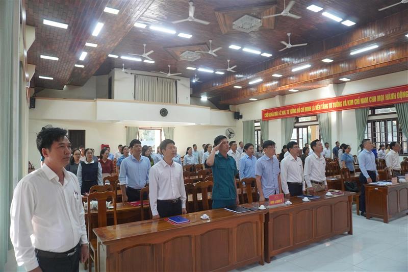 Hình ảnh buổi sinh hoạt chính trị dưới cờ tháng 01/2026