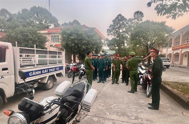 Một số hình ảnh của buổi ra quân