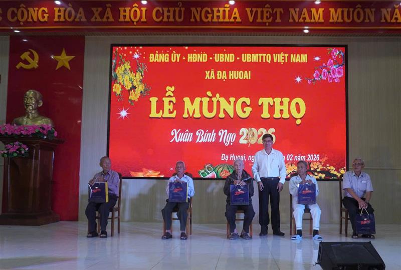 Hình ảnh lễ Mừng thọ năm 2026