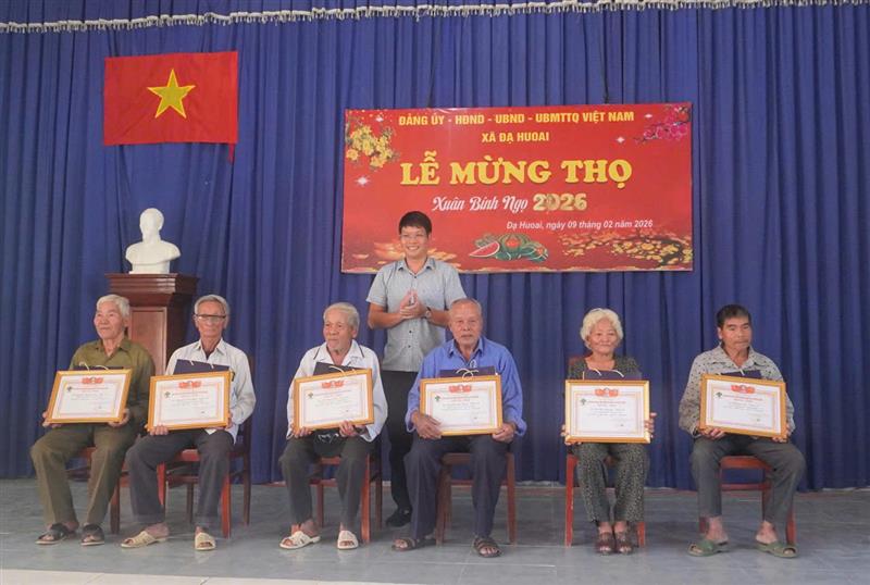 Hình ảnh lễ Mừng thọ năm 2026