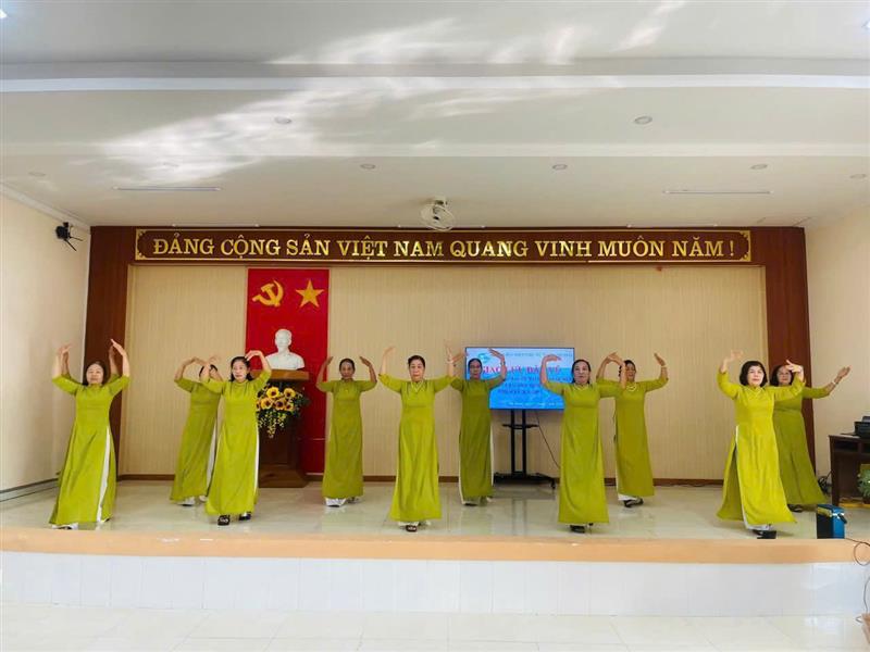 Hình ảnh buổi toạ đàm kỷ niệm 116 năm Ngày Quốc tế Phụ nữ 8/3 (08/3/1910 - 08/3/2026)