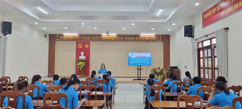 Toàn cảnh hội nghị