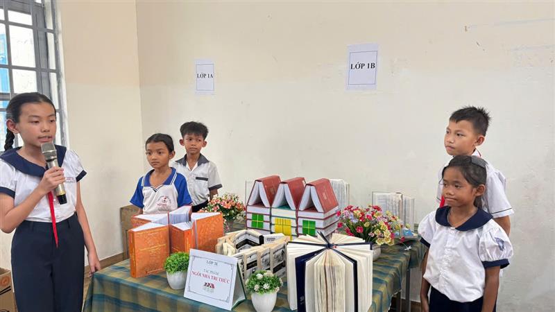 Hình ảnh hoạt động hưởng ứng ngày sách và văn hoá đọc Việt Nam 21/4