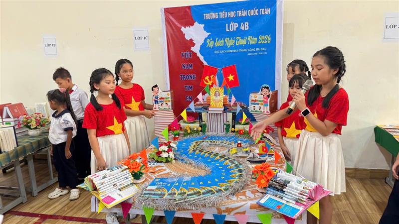 Hình ảnh hoạt động hưởng ứng ngày sách và văn hoá đọc Việt Nam 21/4