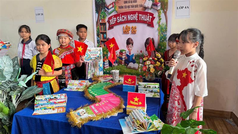 Hình ảnh hoạt động hưởng ứng ngày sách và văn hoá đọc Việt Nam 21/4