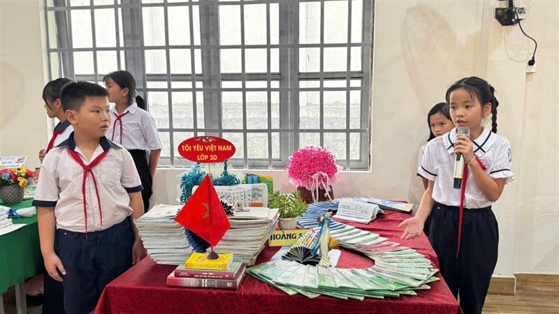 Hình ảnh hoạt động hưởng ứng ngày sách và văn hoá đọc Việt Nam 21/4