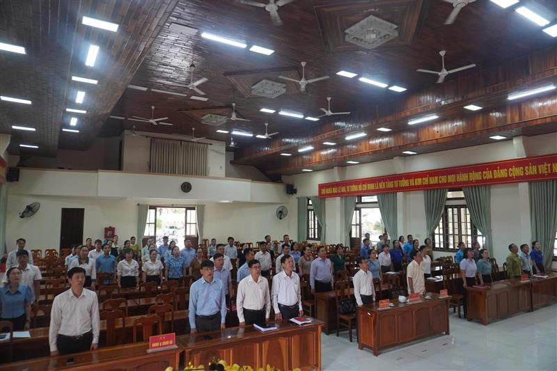 Hình ảnh Lễ chào cờ và sinh hoạt chính trị dưới cờ đầu tháng 5/2026