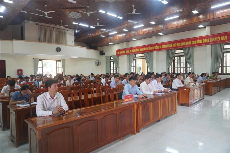 Hình ảnh Lễ chào cờ và sinh hoạt chính trị dưới cờ đầu tháng 5/2026